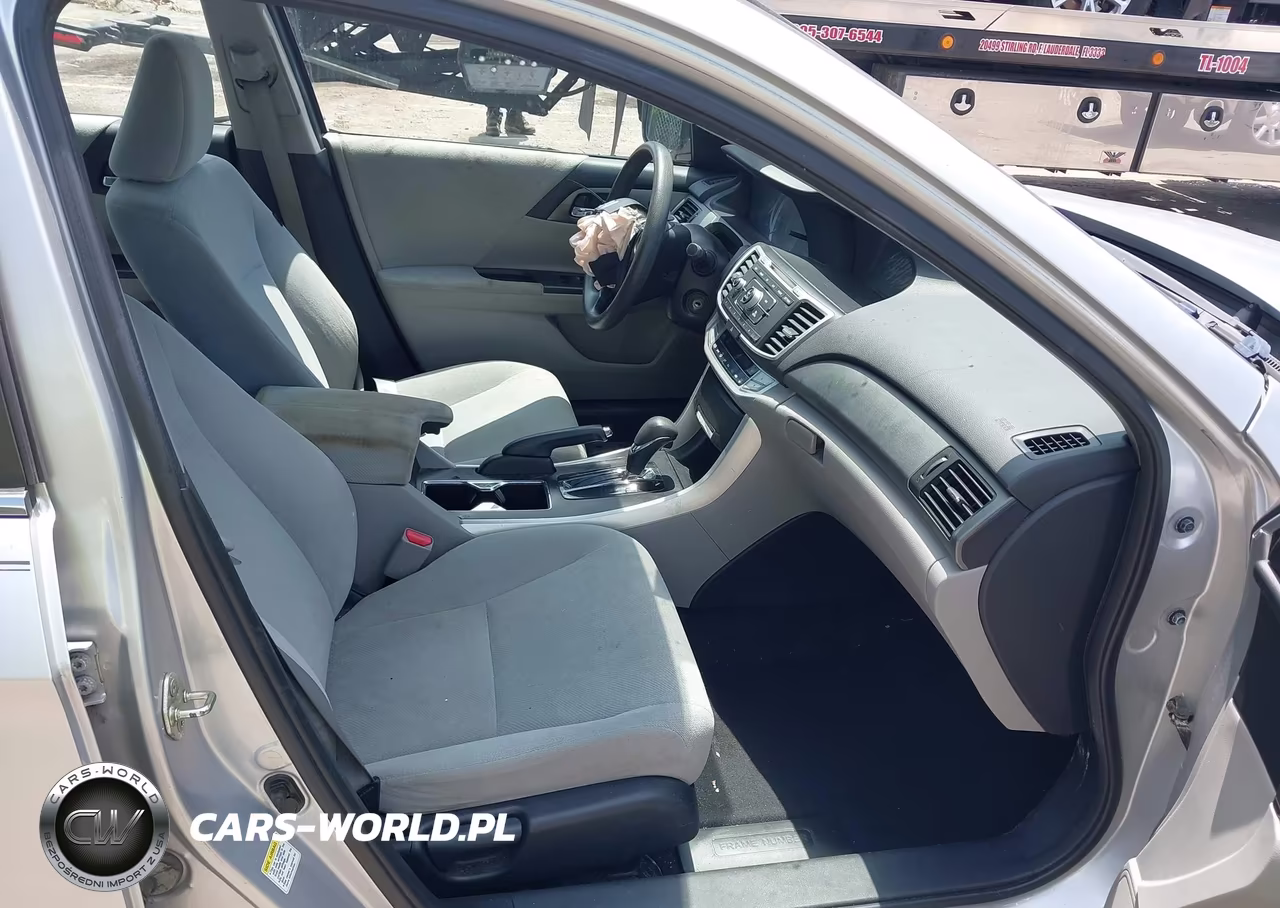 2013 Honda Accord Lx VIN:1HGCR2F3XDA264439 - 5