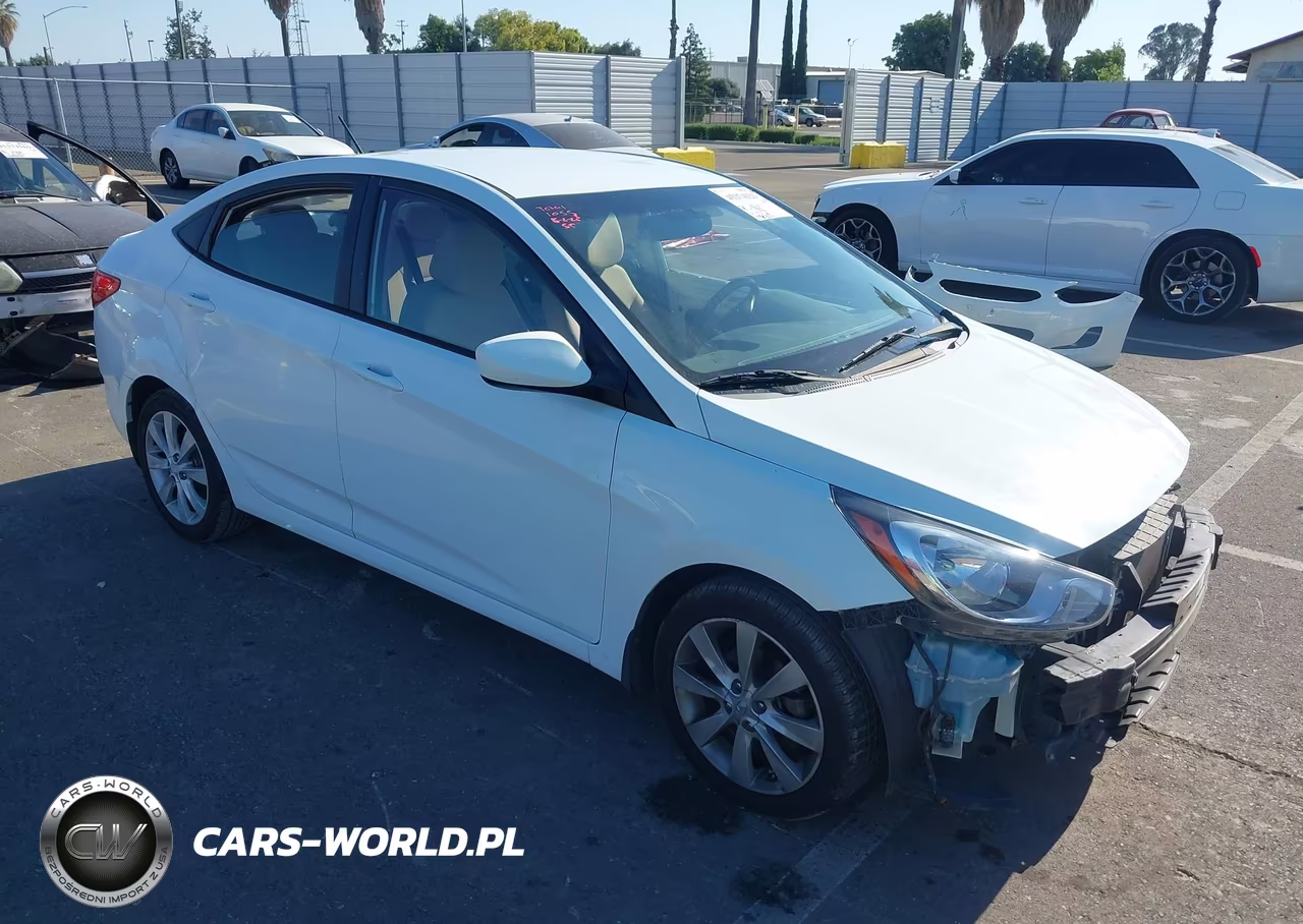 2012 Hyundai Accent Gls – zdjęcie 1 z 17