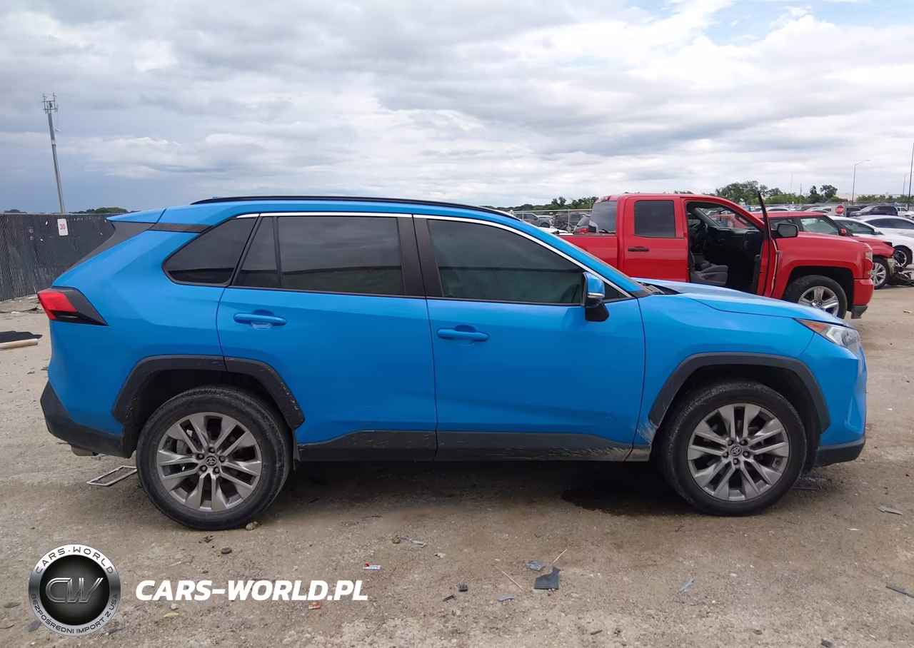 2021 Toyota Rav4 Xle Premium VIN:2T3C1RFV7MW172965 - 13