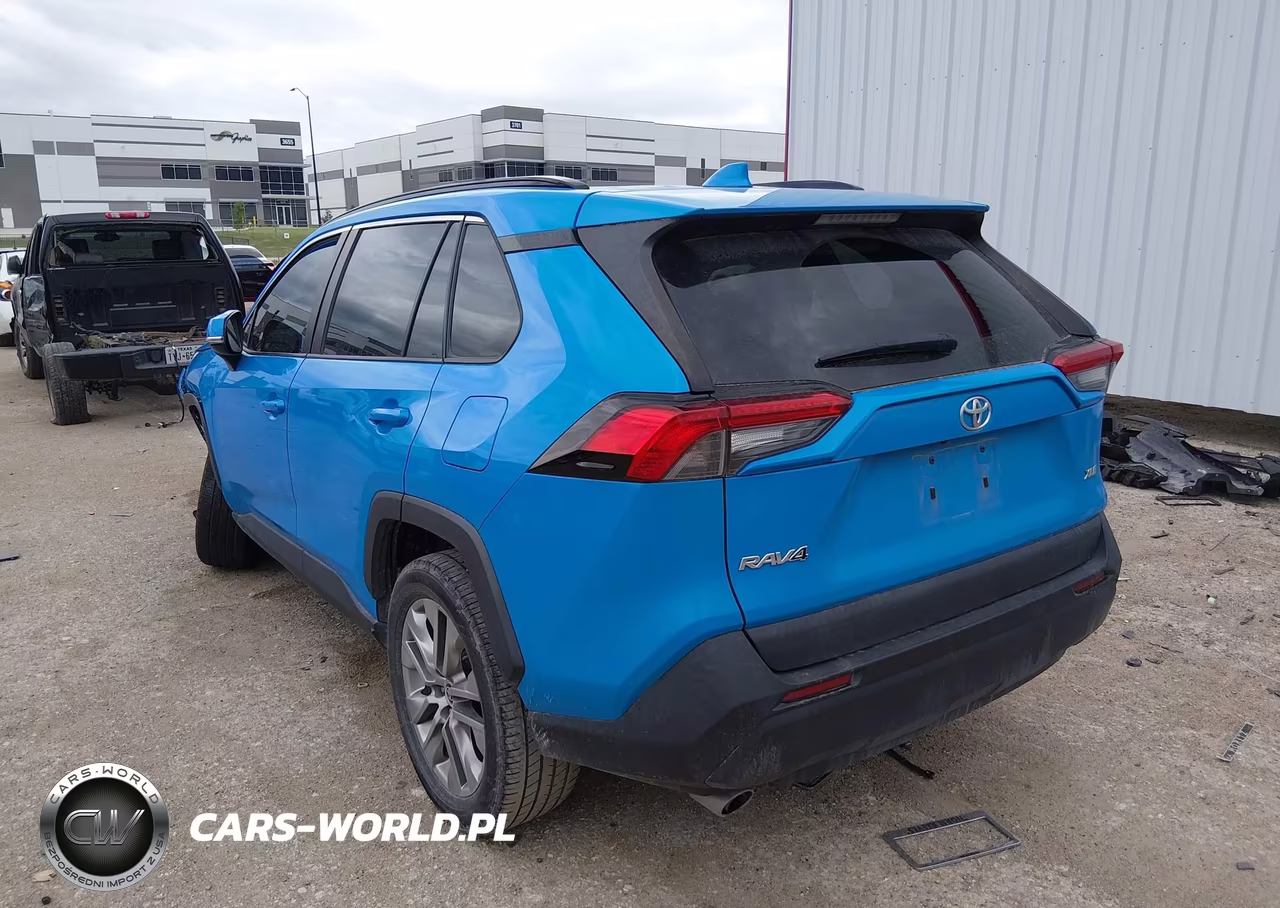 2021 Toyota Rav4 Xle Premium VIN:2T3C1RFV7MW172965 - 3