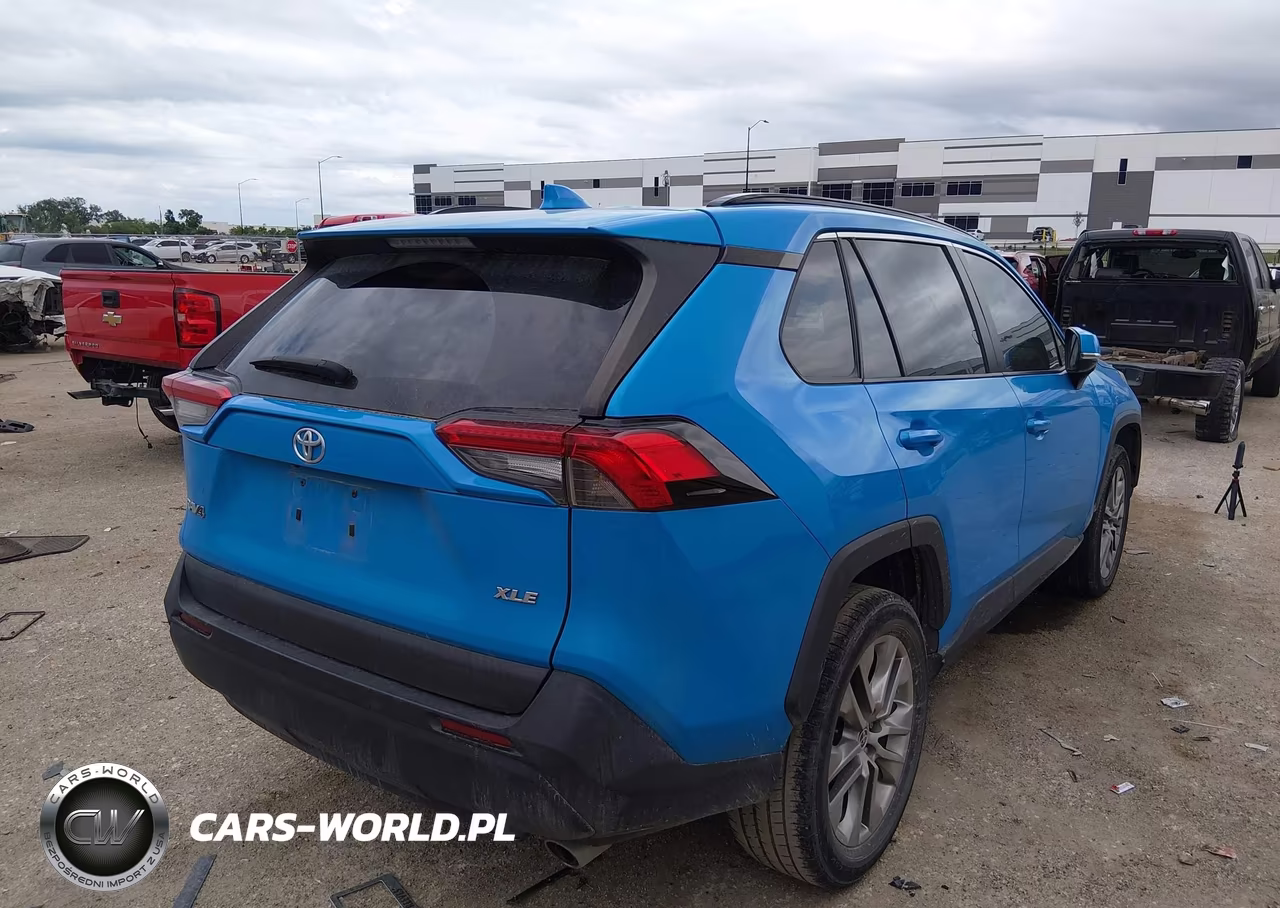 2021 Toyota Rav4 Xle Premium VIN:2T3C1RFV7MW172965 - 4