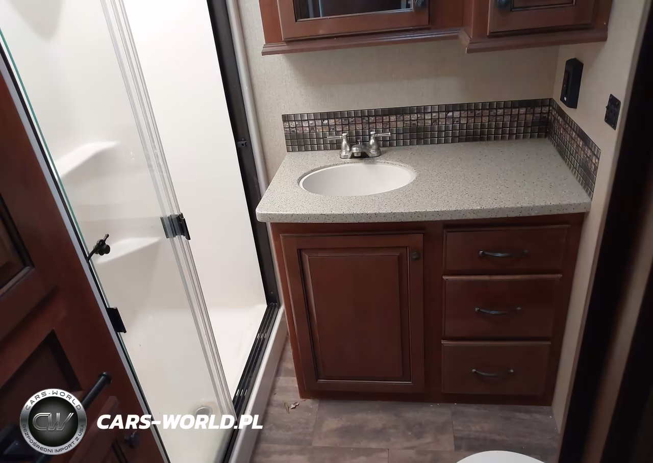 2015 Heartland Rvs Bighor Series M-3570Rs VIN:5SFBG3720FE284378 - 11