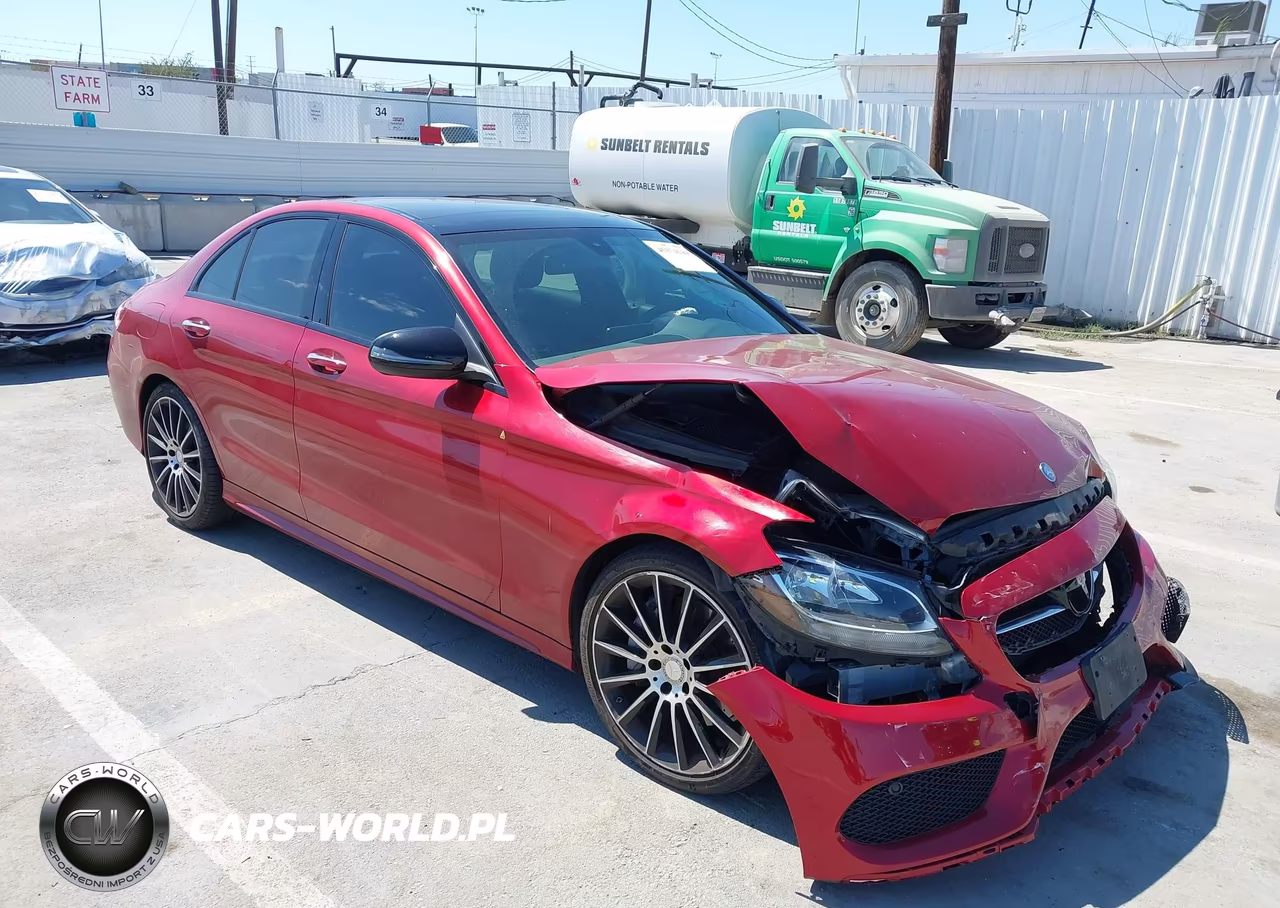 2016 Mercedes-Benz C 300 Sport – zdjęcie 1 z 16