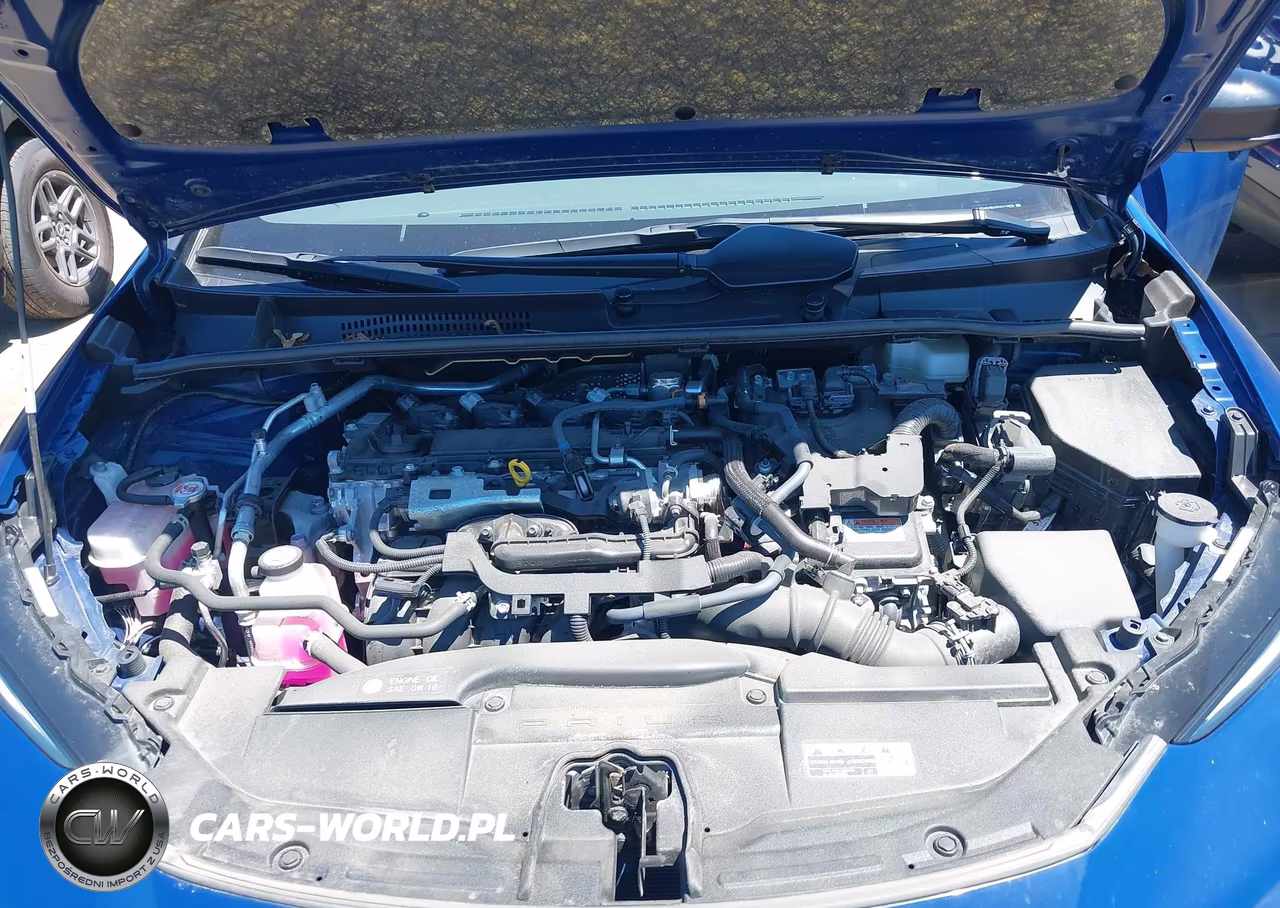 2024 Toyota Prius Xle Awd-E VIN:JTDADABU0R3019898 - 10
