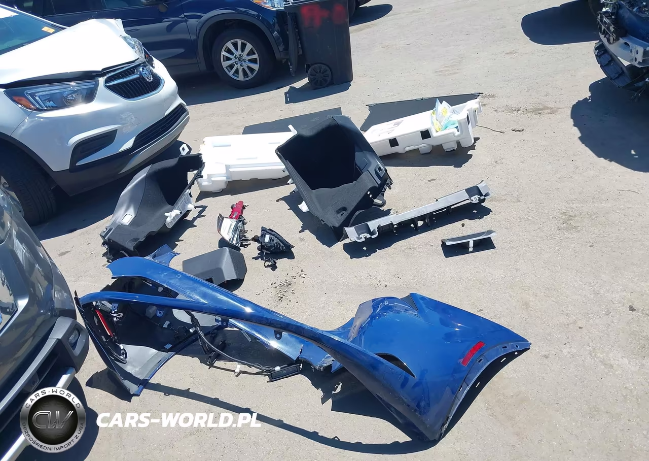 2024 Toyota Prius Xle Awd-E VIN:JTDADABU0R3019898 - 12