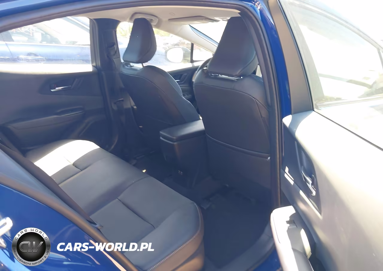 2024 Toyota Prius Xle Awd-E VIN:JTDADABU0R3019898 - 8