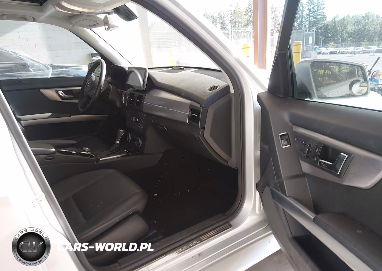 2010 Mercedes-Benz Glk 350 4Matic VIN:WDCGG8HB5AF511131 - 5