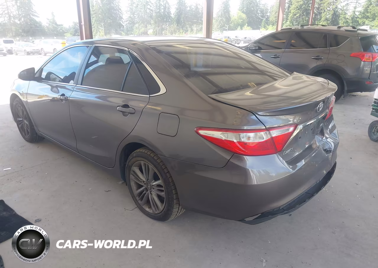 2017 Toyota Camry Se VIN:4T1BF1FK1HU727685 - 3