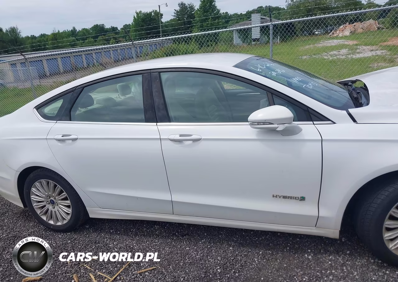 2016 Ford Fusion Hybrid Se VIN:3FA6P0LU6GR337521 - 13