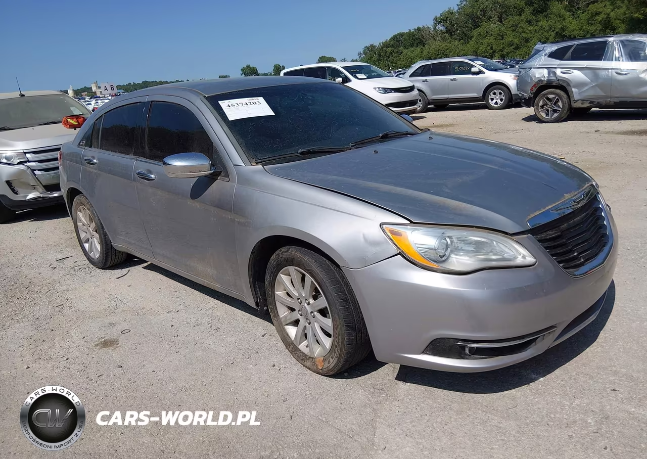 2013 Chrysler 200 Limited – zdjęcie 1 z 14