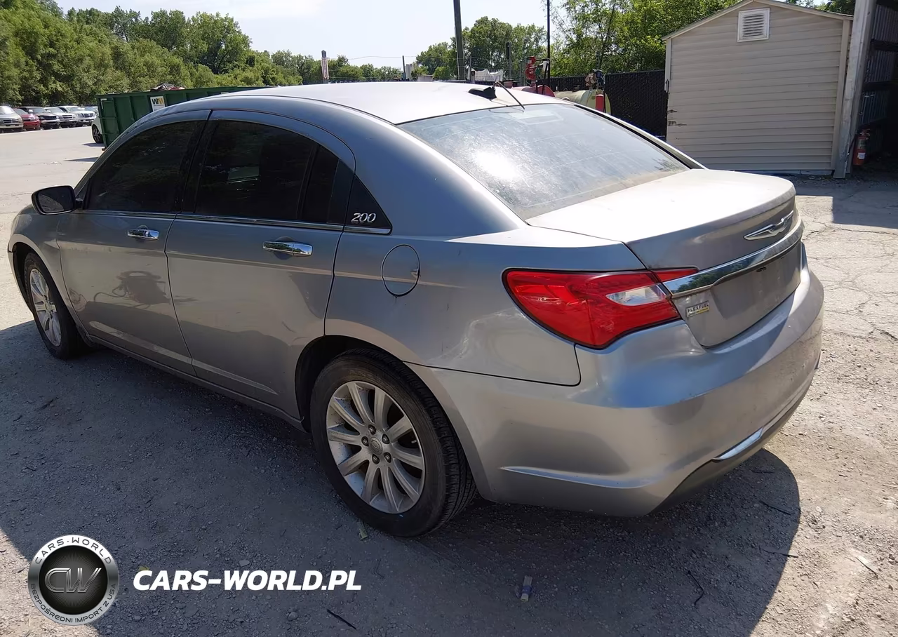 2013 Chrysler 200 Limited VIN:1C3CCBCG9DN559956 - 3