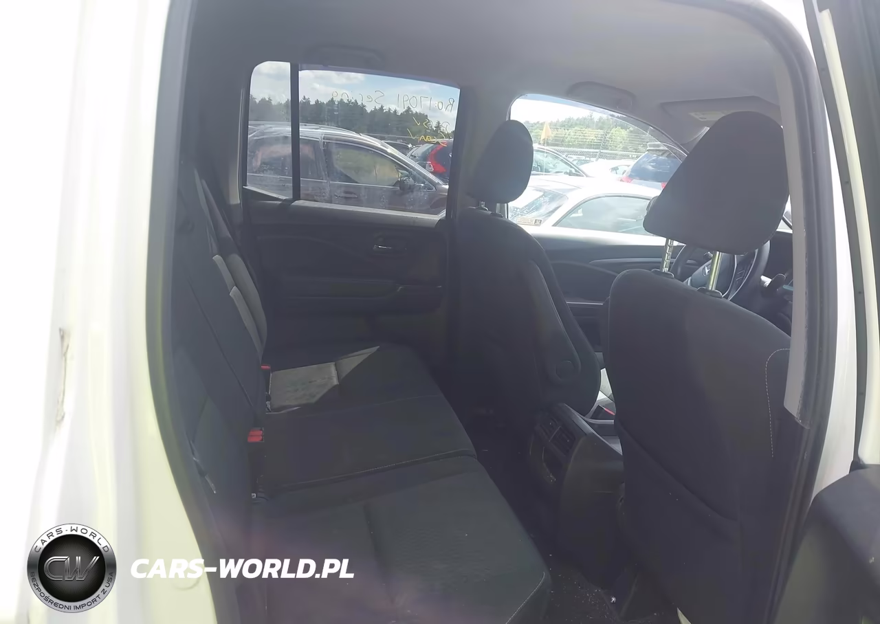 2019 Honda Ridgeline Sport VIN:5FPYK3F10KB028617 - 8