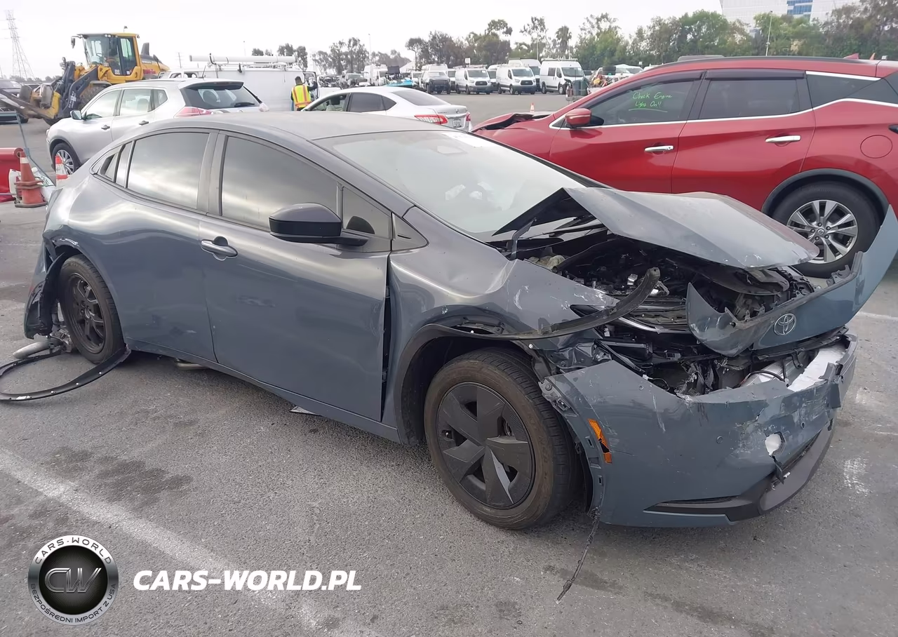 2025 Toyota Prius Le – zdjęcie 1 z 21