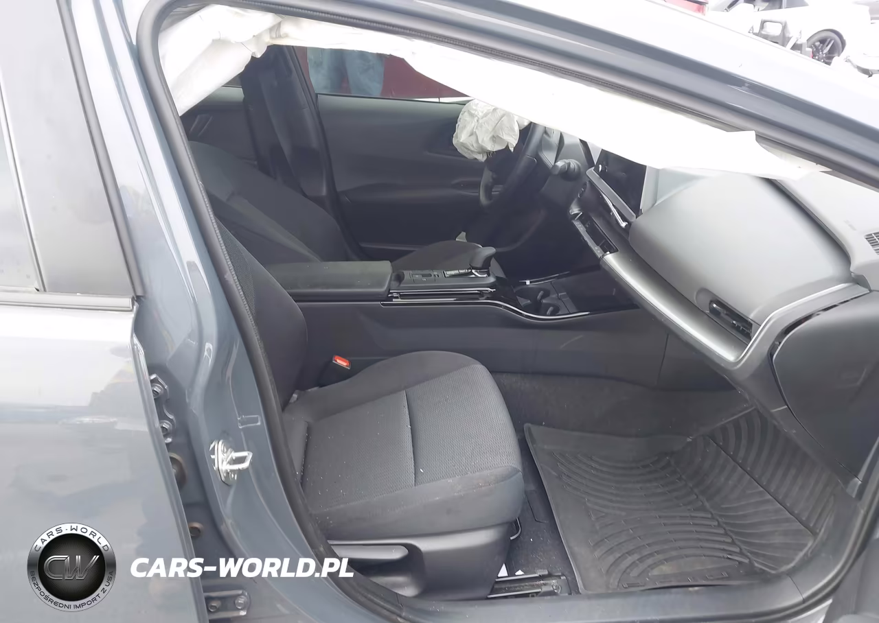 2025 Toyota Prius Le VIN:JTDACAAU9S3064249 - 5