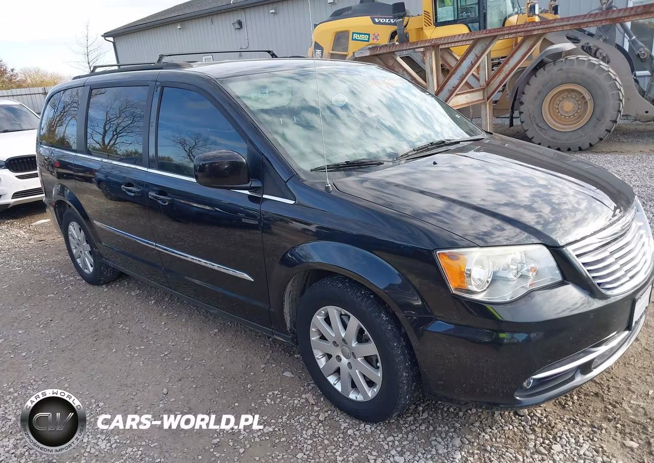 2016 Chrysler Town & Country Touring – zdjęcie 1 z 16