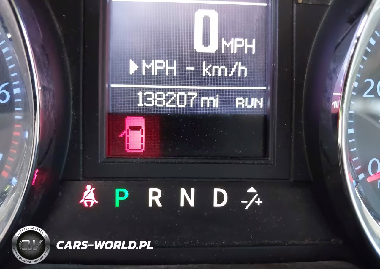 2016 Chrysler Town & Country Touring VIN:2C4RC1BG0GR237974 - 15