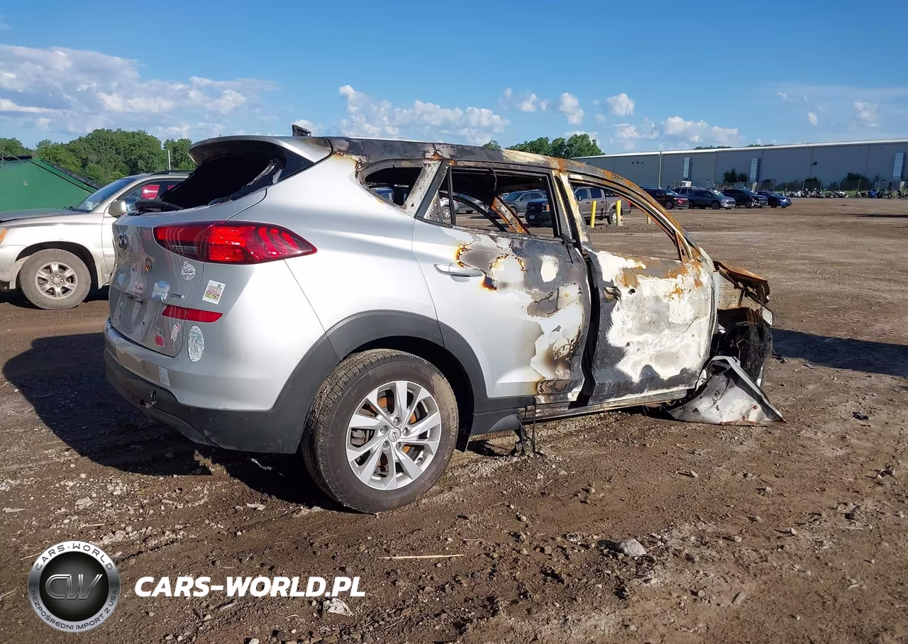 2019 Hyundai Tucson Se VIN:KM8J2CA41KU854312 - 4