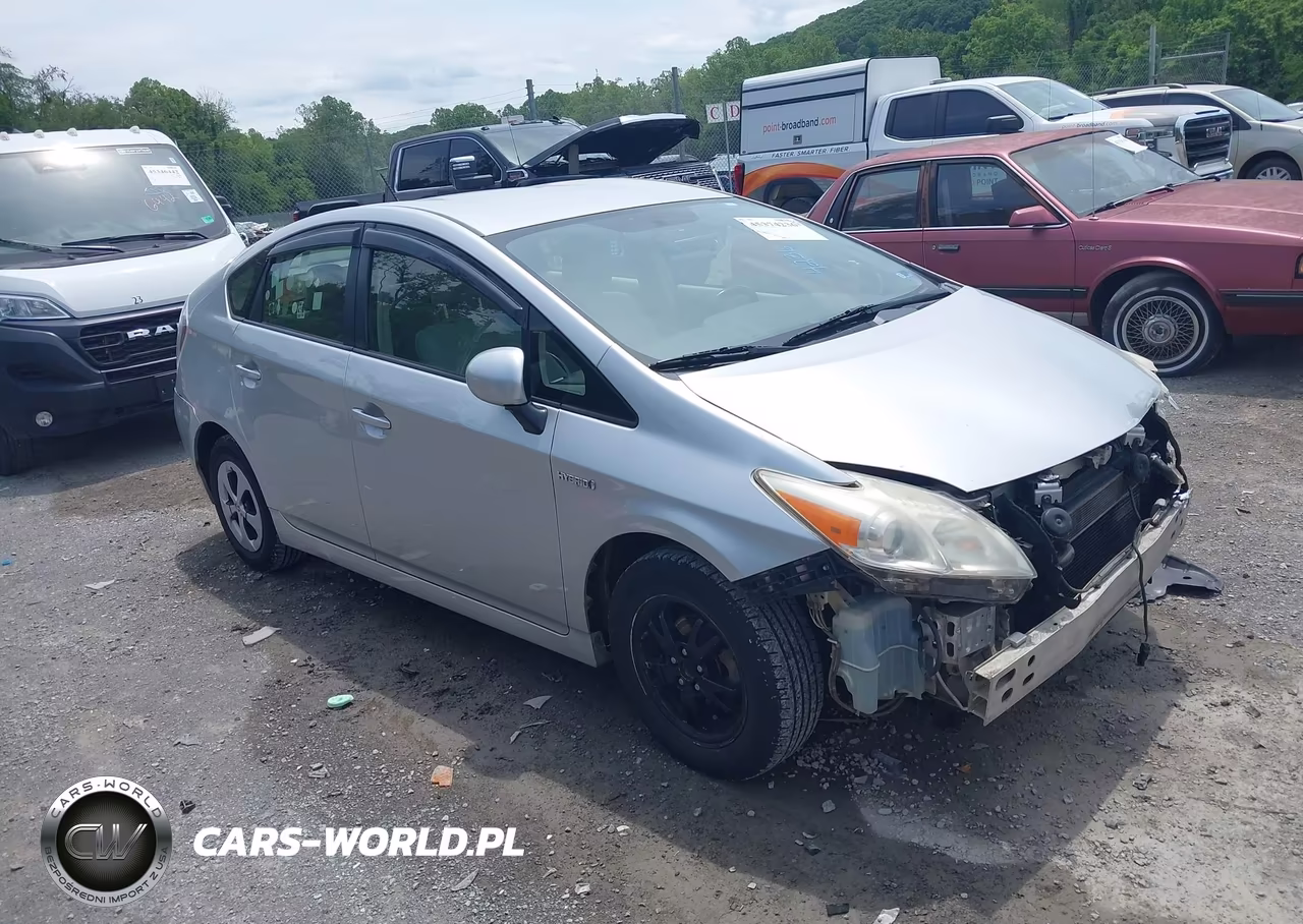 2013 Toyota Prius Two – zdjęcie 1 z 19