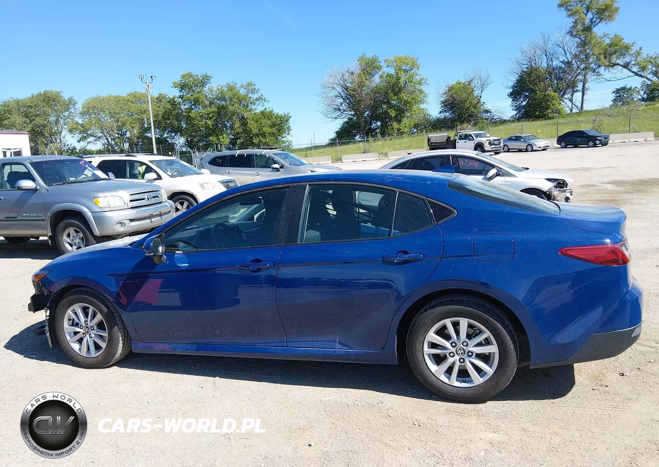 2025 Toyota Camry Le VIN:4T1DAACK6SU036378 - 15