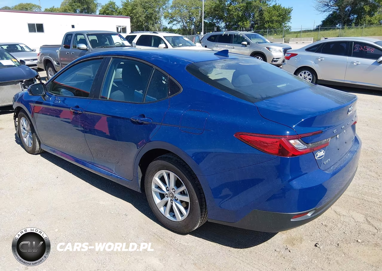 2025 Toyota Camry Le VIN:4T1DAACK6SU036378 - 3