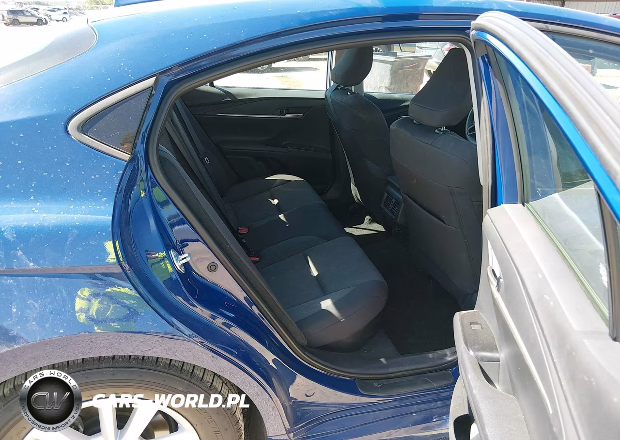 2025 Toyota Camry Le VIN:4T1DAACK6SU036378 - 8