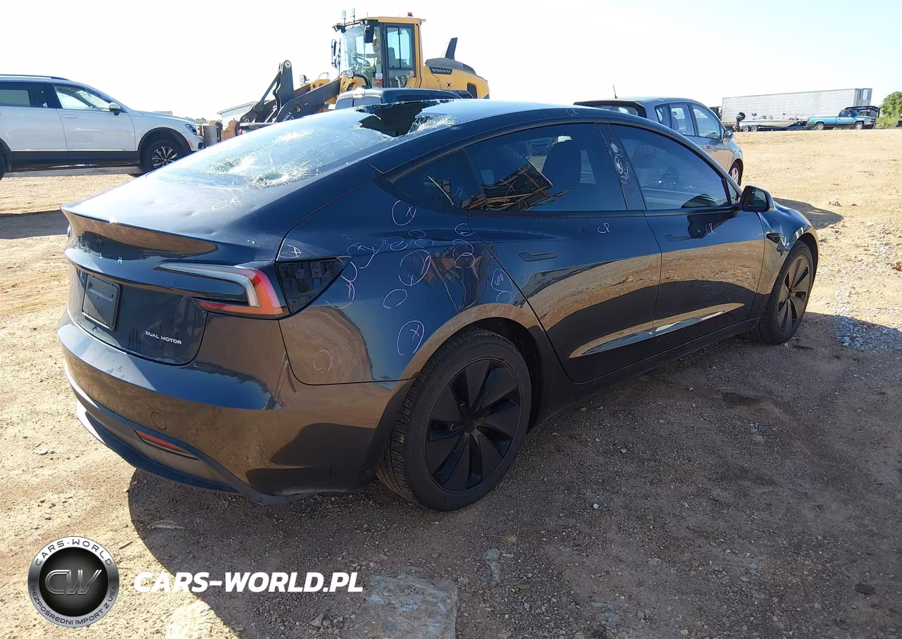2025 Tesla Model 3 Long Range All-Wheel Drive VIN:5YJ3E1EB4SF926145 - 4