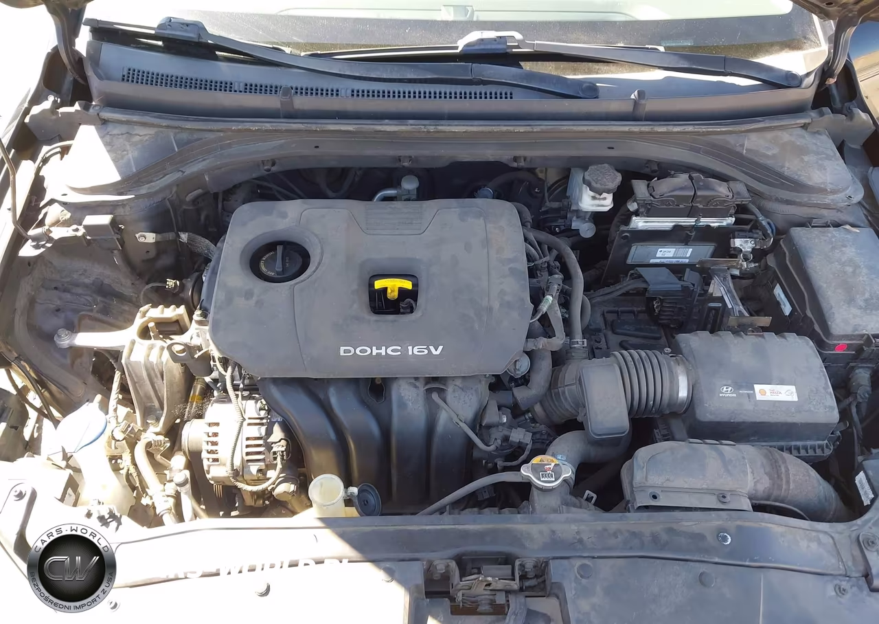 2017 Hyundai Elantra Se VIN:5NPD84LF1HH038448 - 10