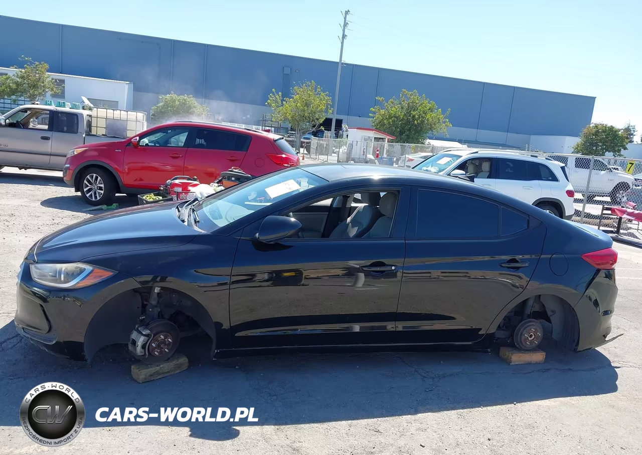 2017 Hyundai Elantra Se VIN:5NPD84LF1HH038448 - 13