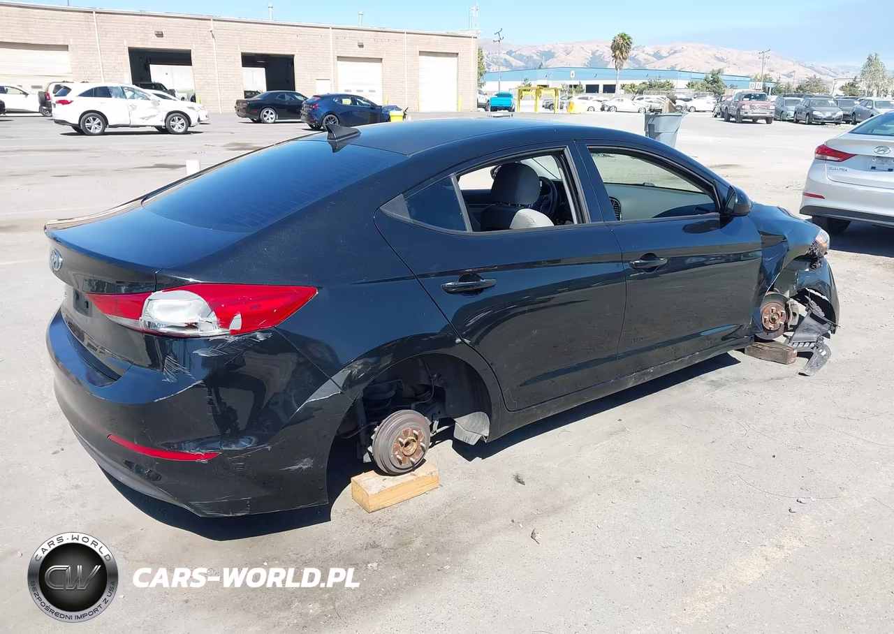 2017 Hyundai Elantra Se VIN:5NPD84LF1HH038448 - 4