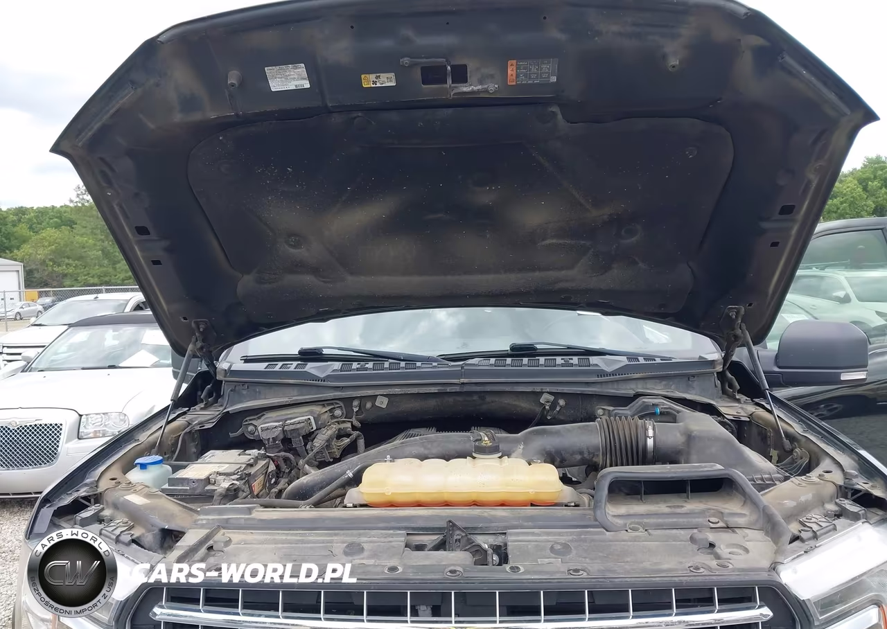 2018 Ford F-150 Xlt VIN:1FTEW1EG1JFC20374 - 10