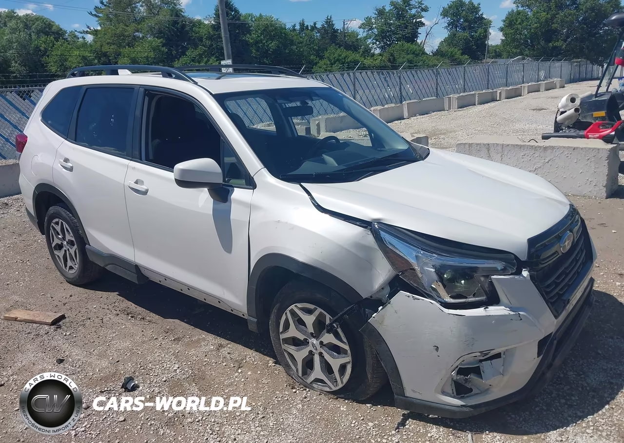 2023 Subaru Forester Premium – zdjęcie 1 z 16