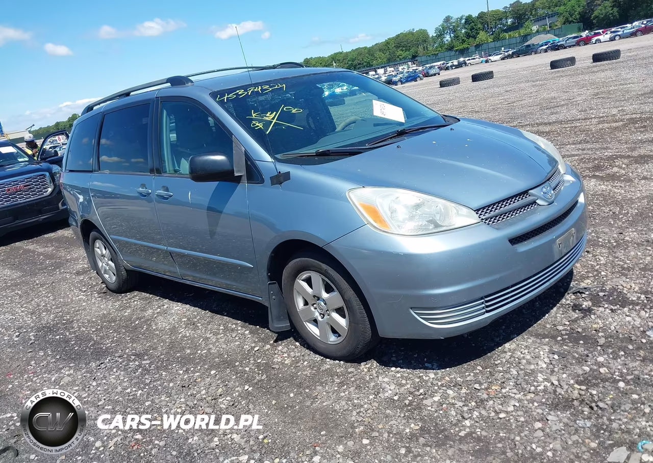 2005 Toyota Sienna Le – zdjęcie 1 z 12