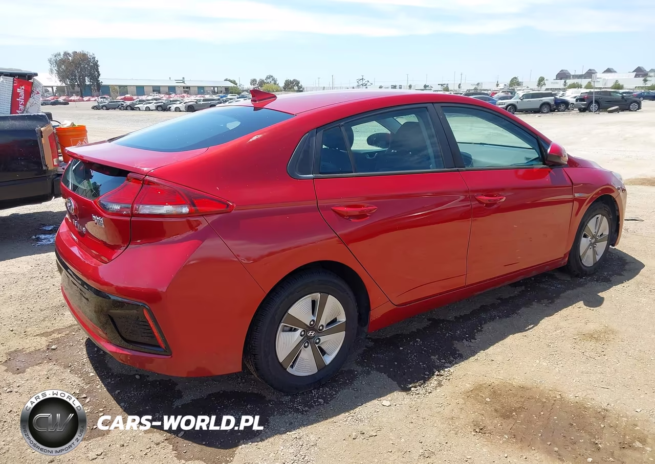 2019 Hyundai Ioniq Hybrid Blue VIN:KMHC65LC0KU176195 - 4
