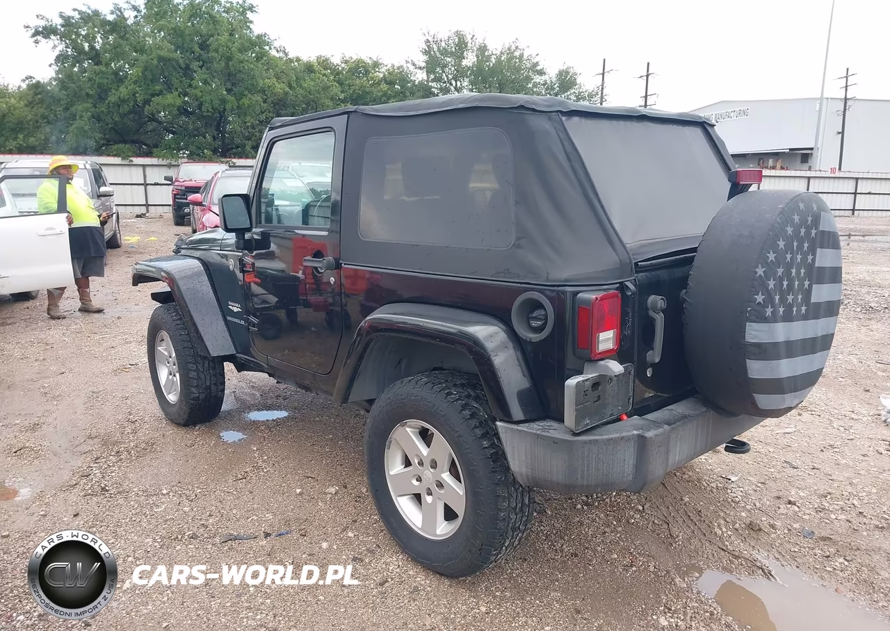 2007 Jeep Wrangler Sahara VIN:1J4FA54157L153094 - 3