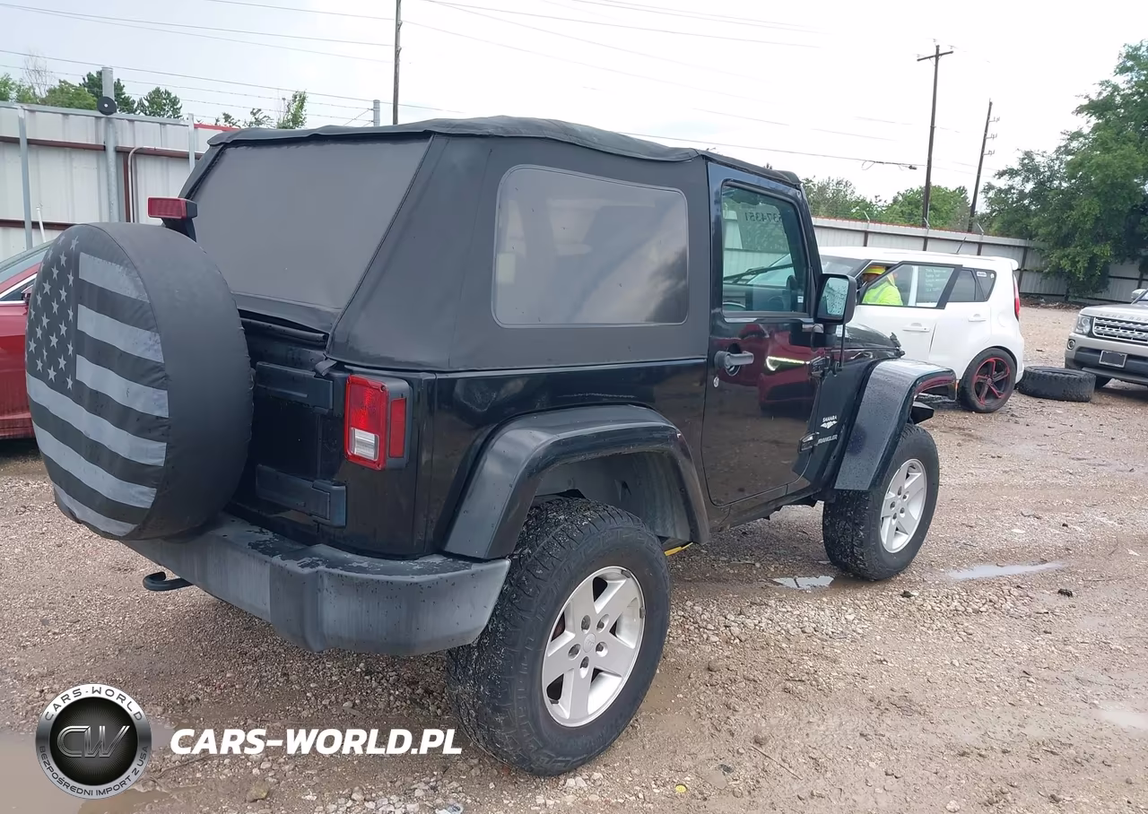 2007 Jeep Wrangler Sahara VIN:1J4FA54157L153094 - 4