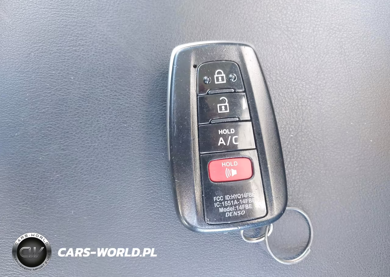 2019 Toyota Prius Prime Advanced VIN:JTDKARFP5K3117587 - 11