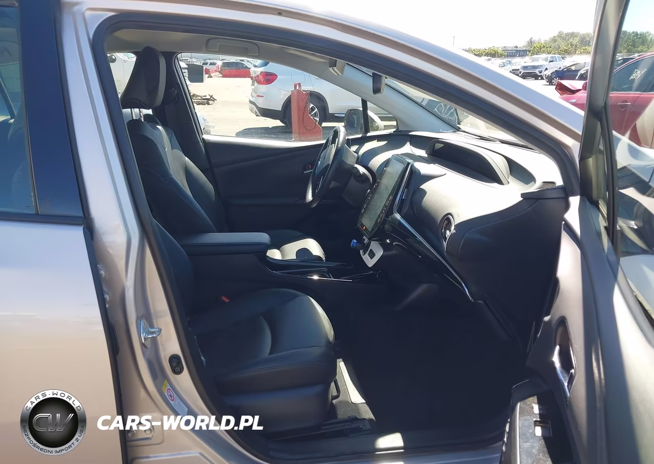 2019 Toyota Prius Prime Advanced VIN:JTDKARFP5K3117587 - 5