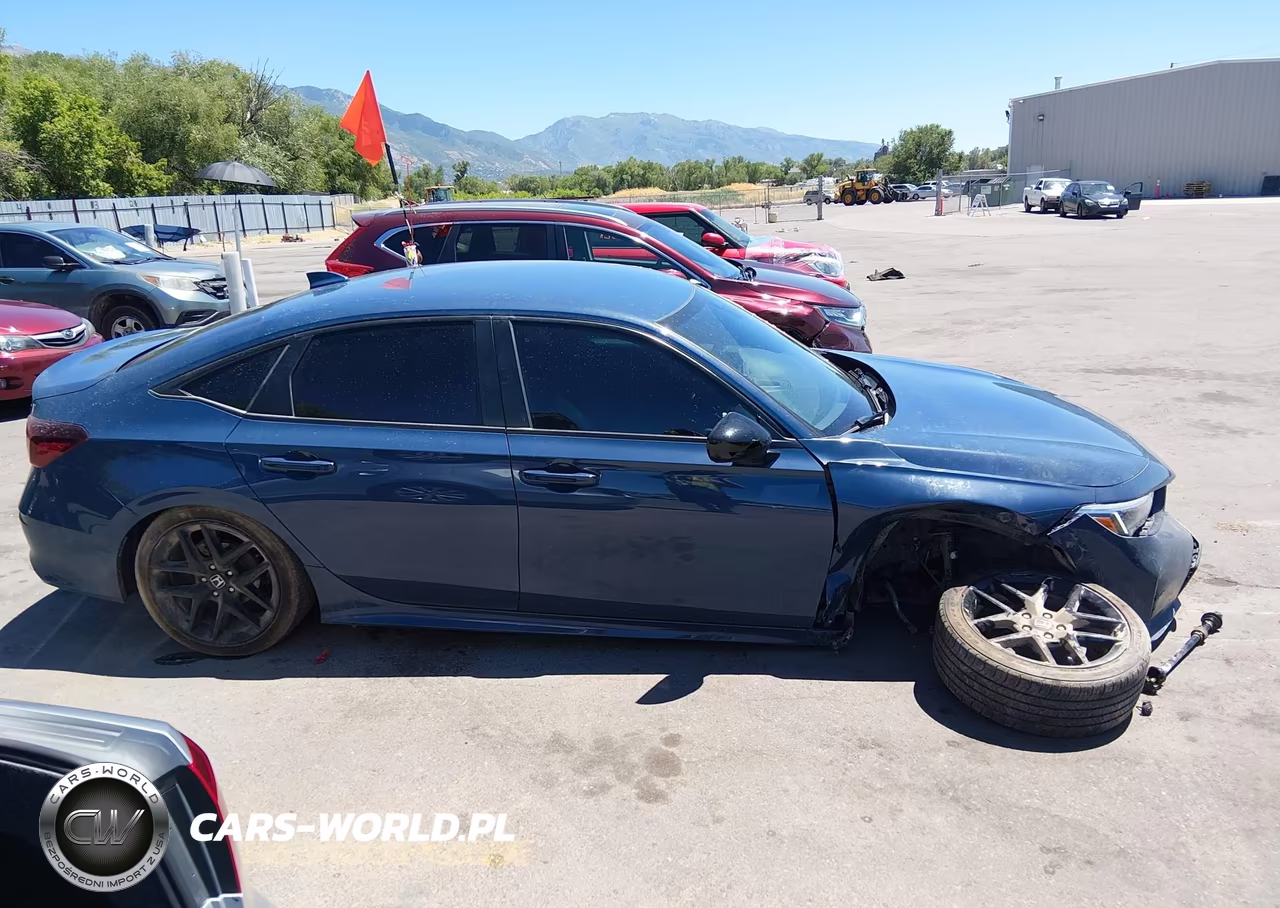 2025 Honda Civic Sport VIN:2HGFE2F50SH559297 - 13
