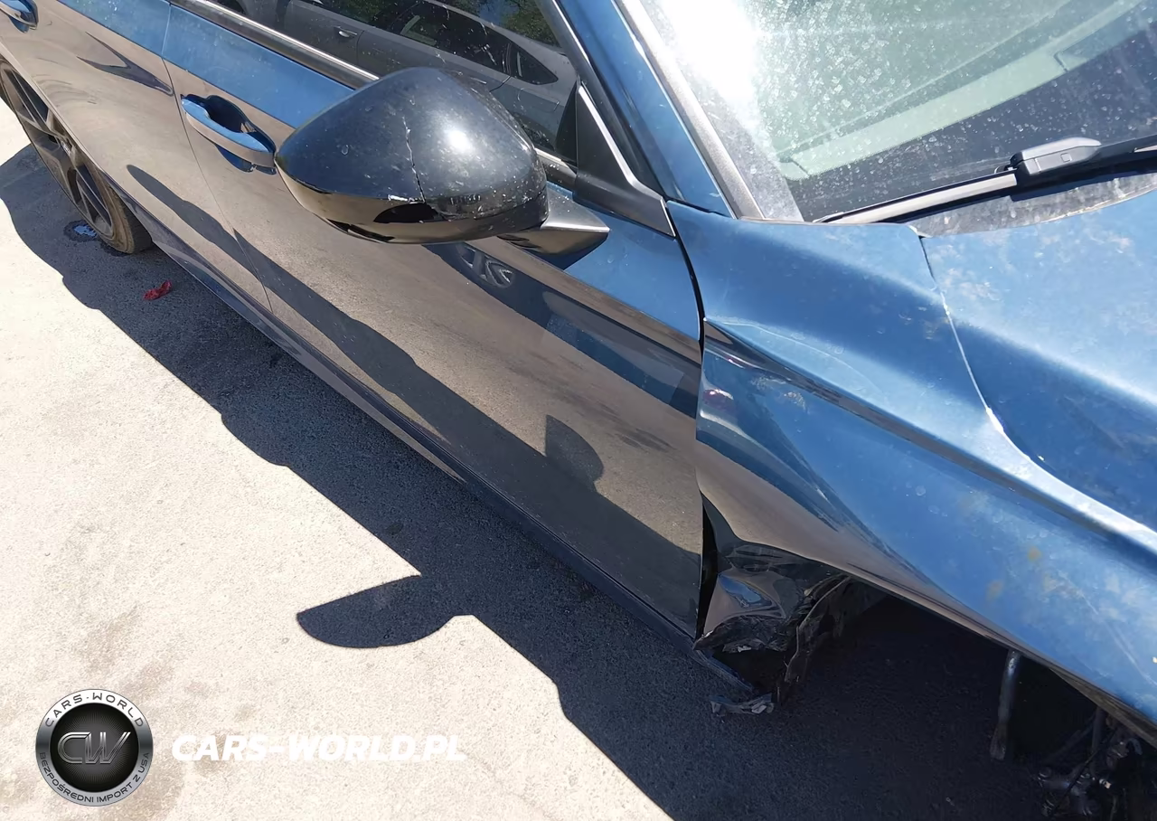 2025 Honda Civic Sport VIN:2HGFE2F50SH559297 - 17