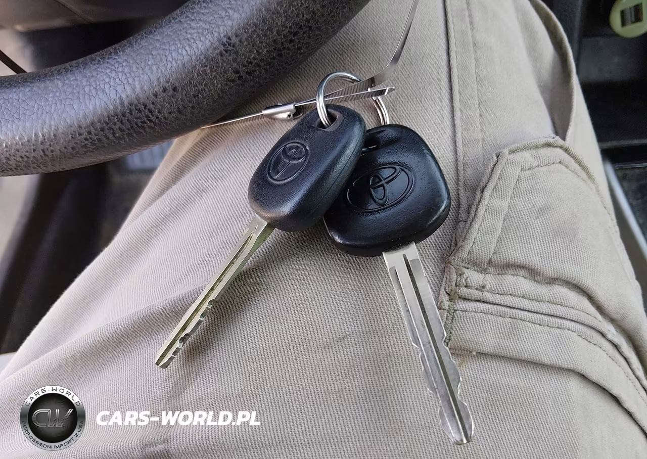 2014 Toyota Corolla L VIN:2T1BURHE2EC141828 - 11