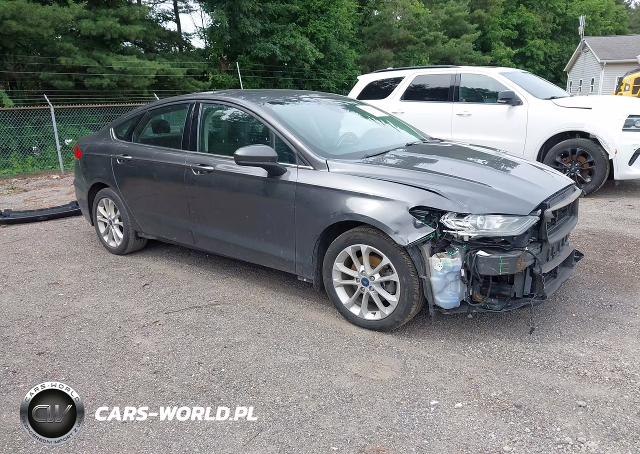 2019 Ford Fusion Hybrid Se – zdjęcie 1 z 18
