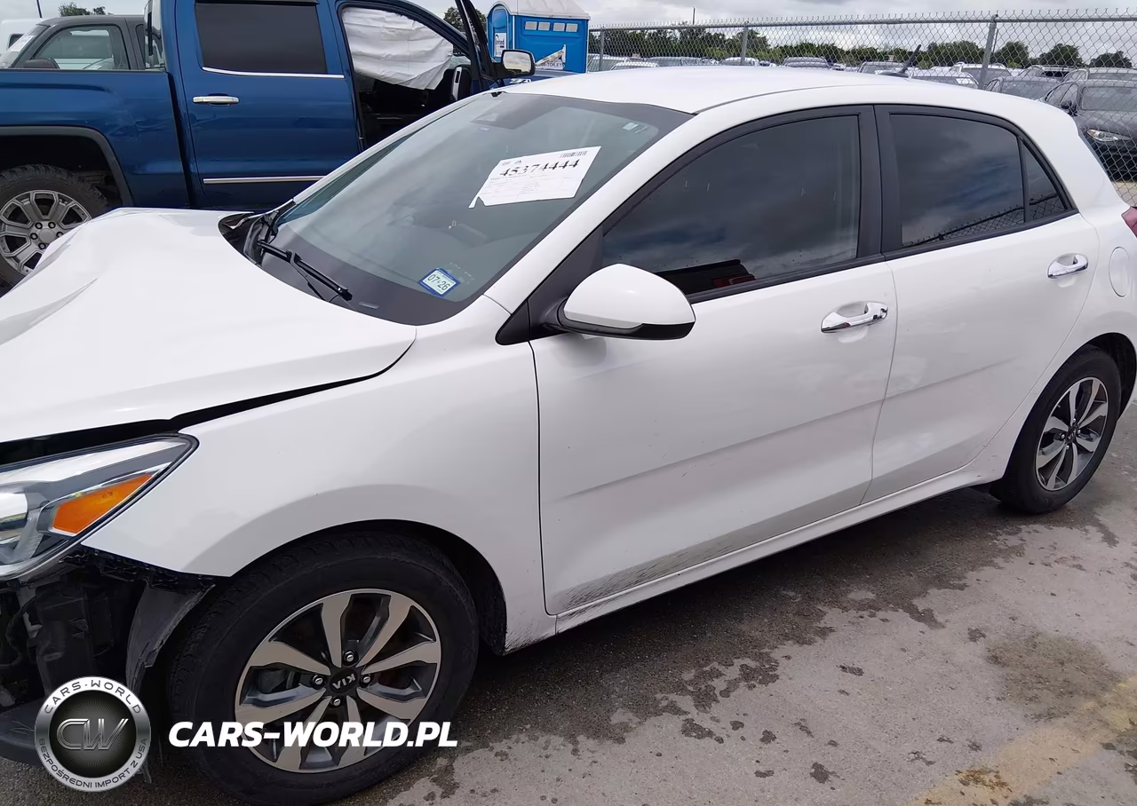 2021 Kia Rio 5-Door S VIN:3KPA25AD6ME390015 - 15