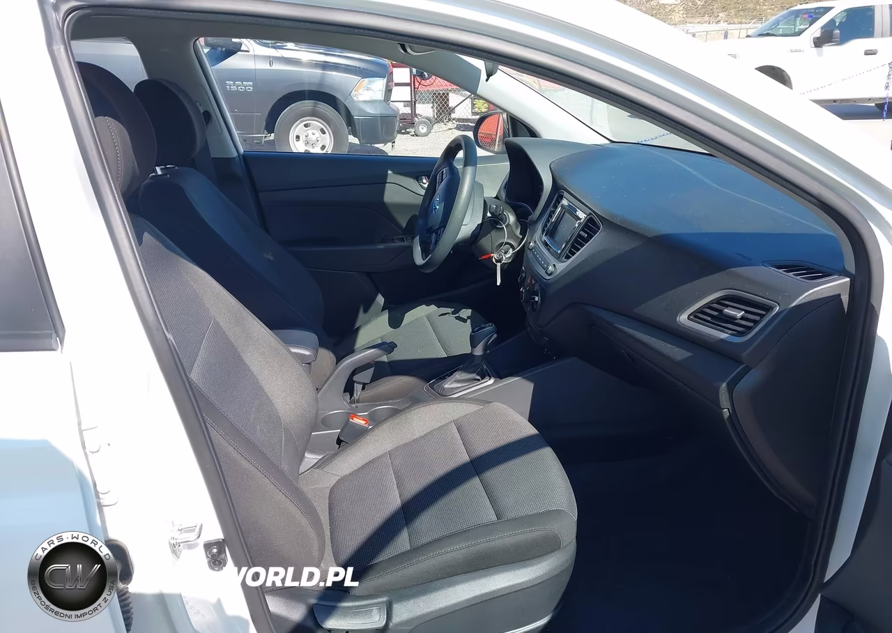 2020 Hyundai Accent Se VIN:3KPC24A60LE118451 - 5