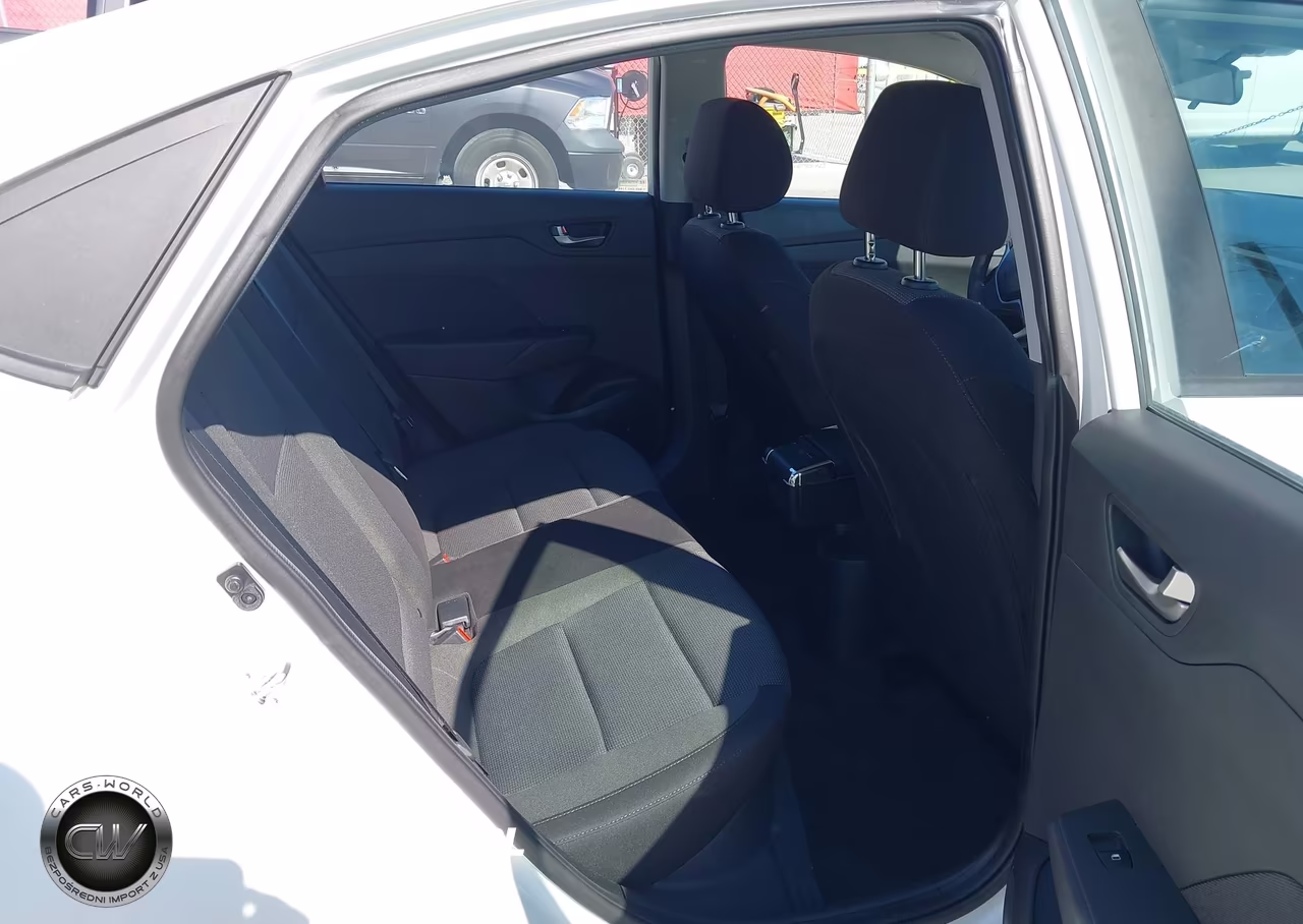 2020 Hyundai Accent Se VIN:3KPC24A60LE118451 - 8