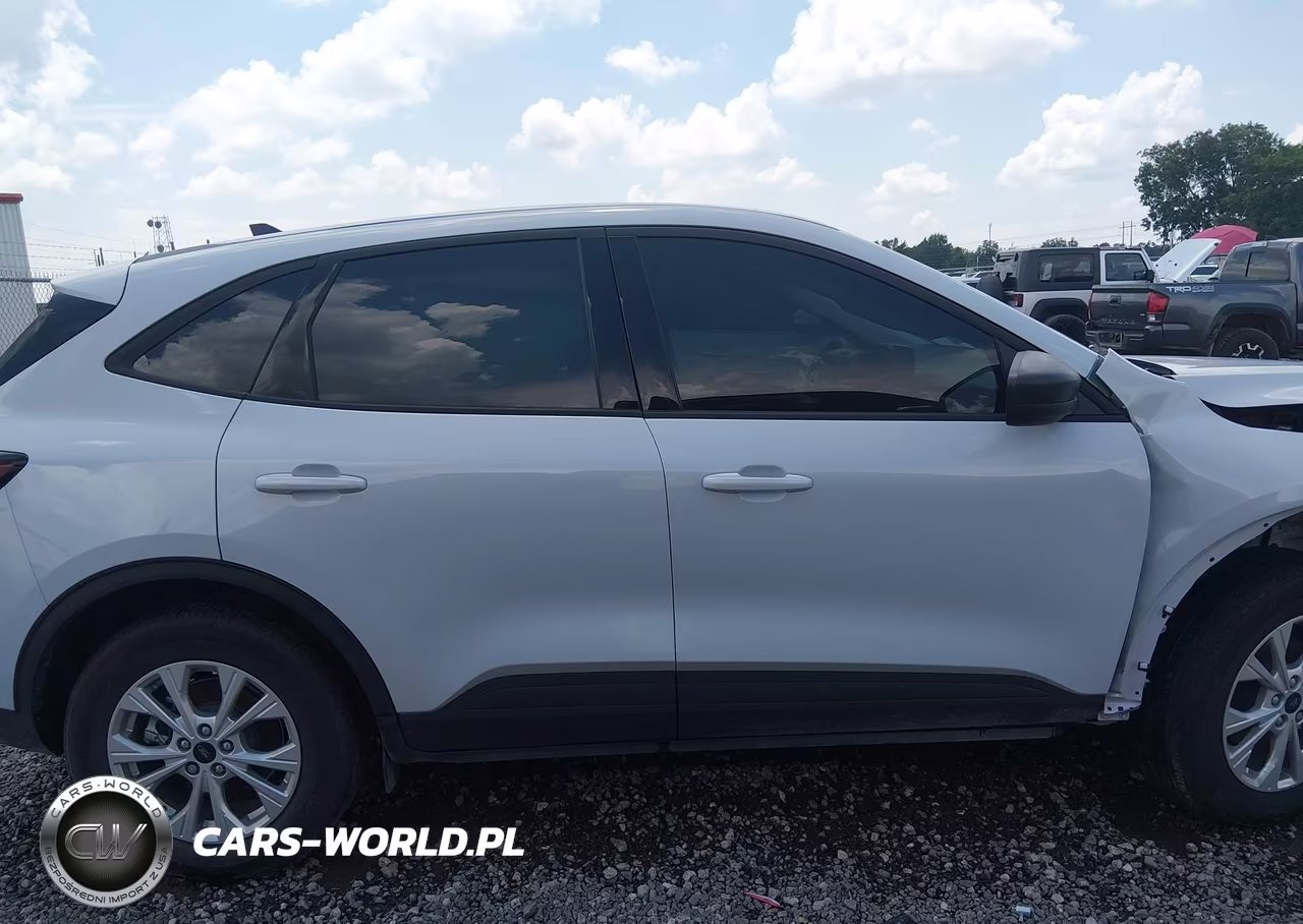 2025 Ford Escape Active VIN:1FMCU0GN6SUB47806 - 14