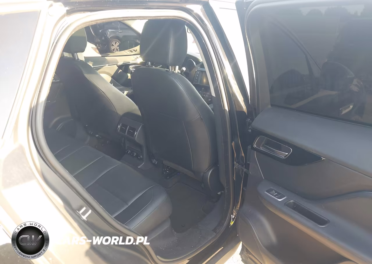 2017 Jaguar F-Pace 20D Premium VIN:SADCJ2BN8HA090877 - 8