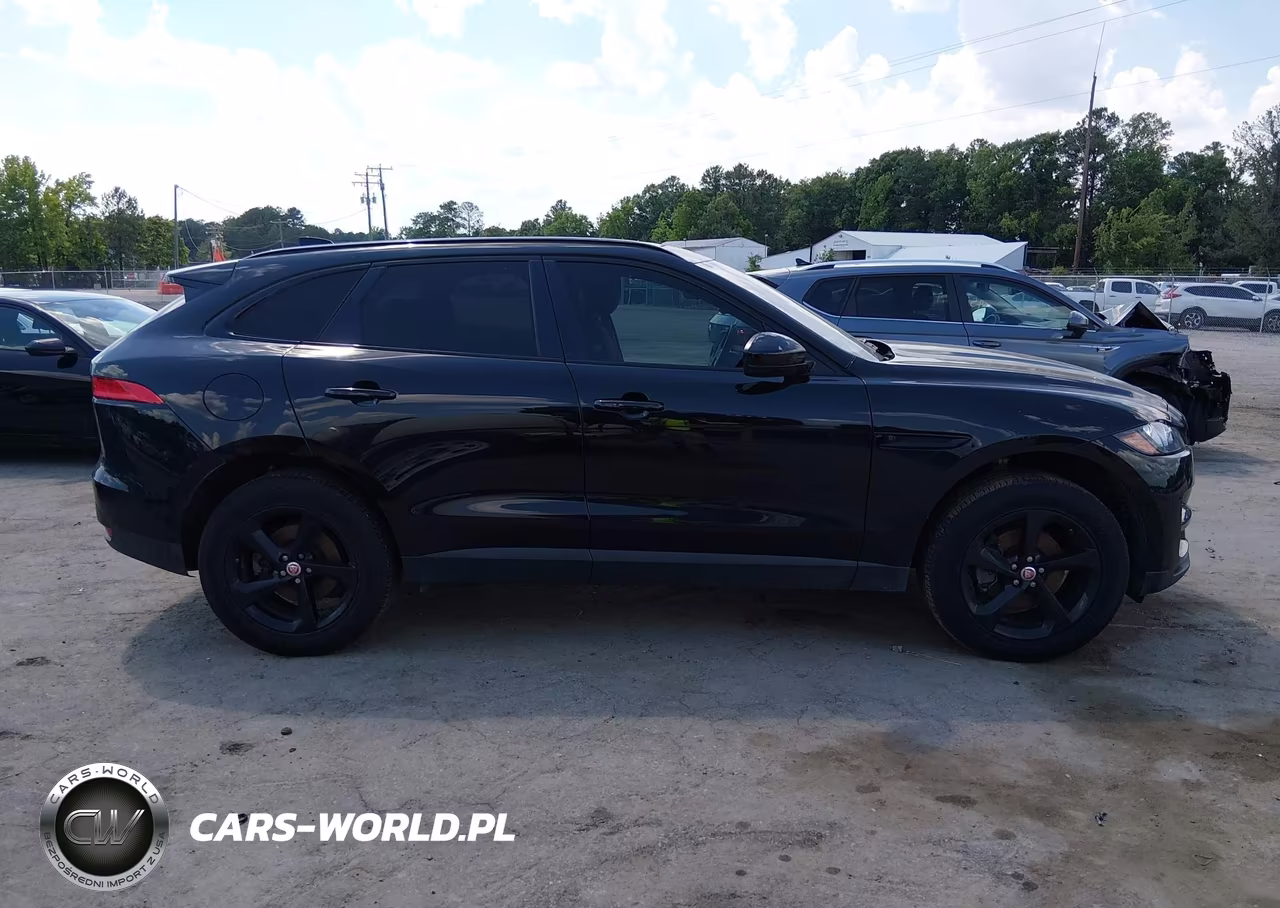 2019 Jaguar F-Pace 25T Premium VIN:SADCJ2FX5KA601299 - 13
