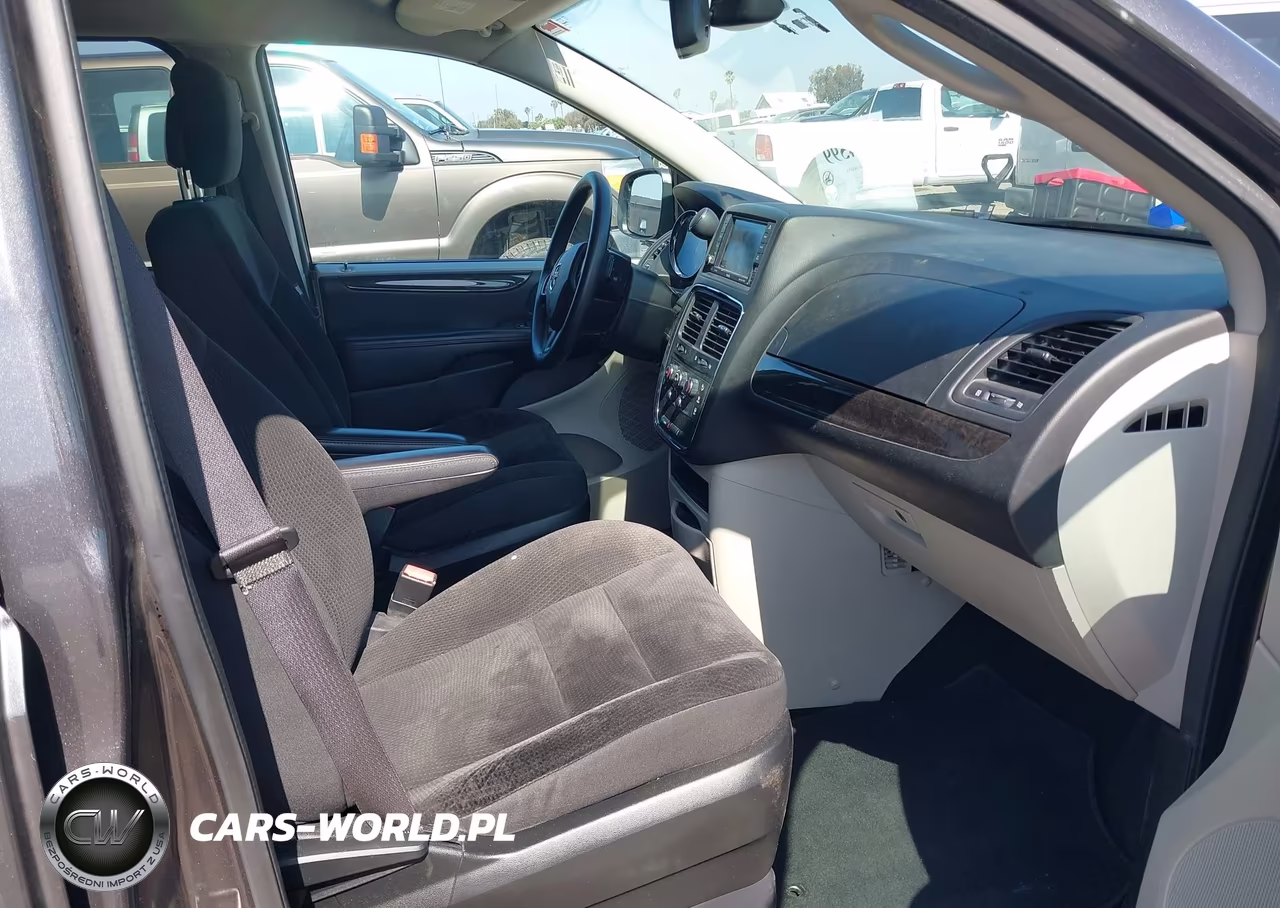2018 Dodge Grand Caravan Se VIN:2C4RDGBG4JR356411 - 5