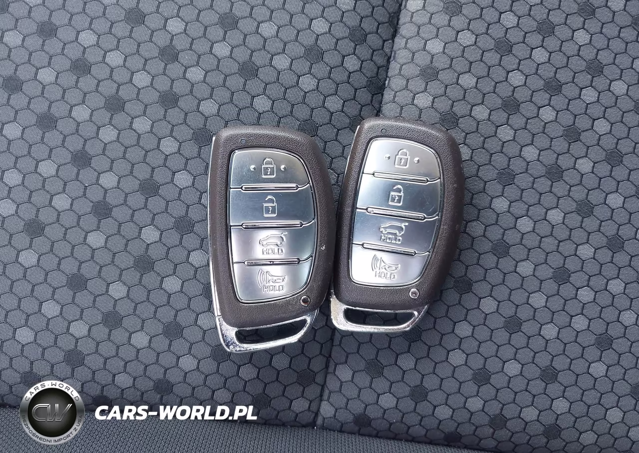 2019 Hyundai Ioniq Hybrid Blue VIN:KMHC65LC3KU107940 - 11