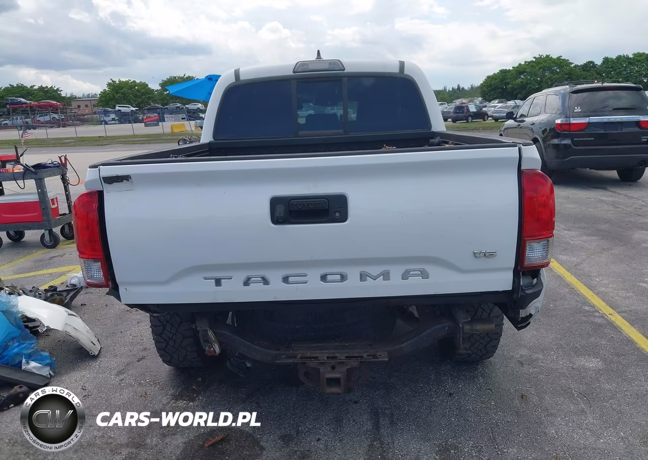 2016 Toyota Tacoma Double Cab VIN:3TMAZ5CN5GM016832 - 16